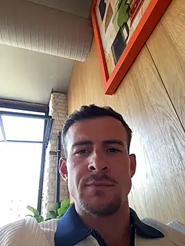 globalfucker34 online show from May 19, 2026, 2:46 pm
