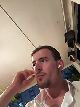 globalfucker34 online show from June 11, 2026, 7:44 pm
