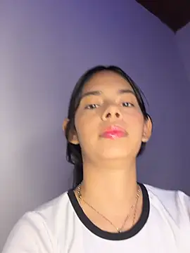 Snapshot of evelyn_ks chatting on March 28, 2026, 5:14 pm evelyn ks online show from March 28, 2026, 5:14 pm