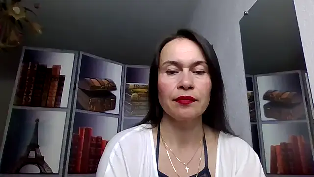 Selena Moo online show from April 19, 2026, 11:44 am