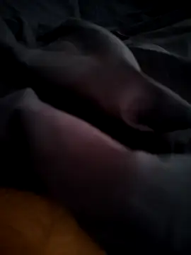 glugo33 online show from April 8, 2026, 10:44 pm