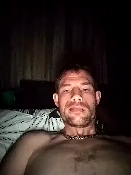 deepthroat12398 online show from April 24, 2026, 9:39 pm