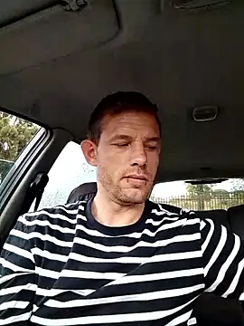 deepthroat12398 online show from April 7, 2026, 1:13 pm