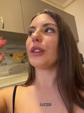 m vanessa online show from March 22, 2026, 10:28 am