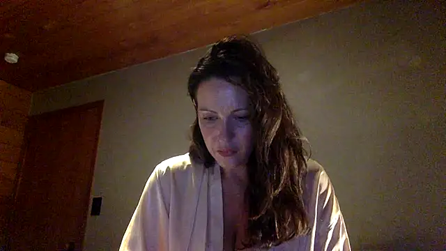 Snapshot of HANA478 chatting on April 18, 2026, 10:06 am HANA478 online show from April 18, 2026, 10:06 am
