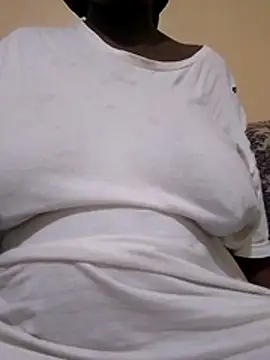 Snapshot of Coco2vee chatting on March 27, 2026, 7:28 am Coco2vee online show from March 27, 2026, 7:28 am