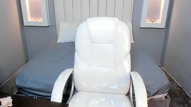 Snapshot of KeilyBennett chatting on March 21, 2026, 6:12 pm KeilyBennett online show from March 21, 2026, 6:12 pm