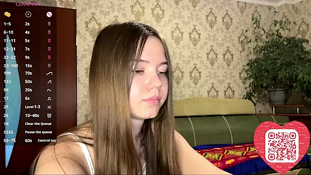 ElmiraDabato online show from July 28, 2026, 4:20 am