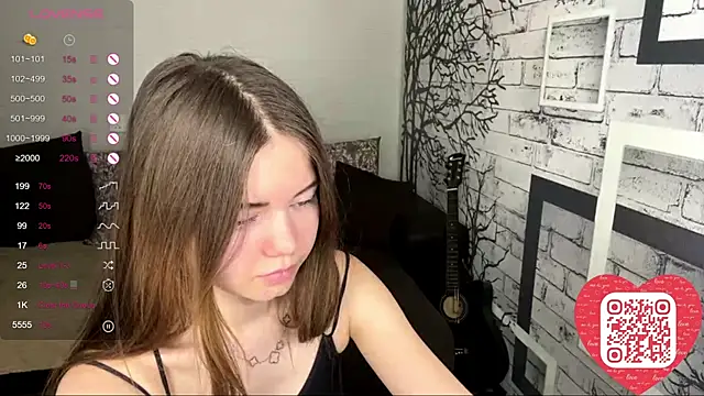 ElmiraDabato online show from July 8, 2026, 10:27 am