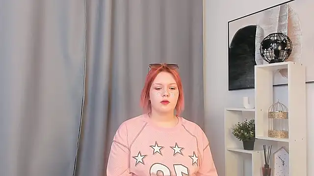 EvieRaminez online show from March 24, 2026, 10:04 am