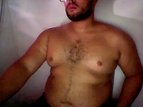 Derick 013 online show from May 11, 2026, 9:56 pm