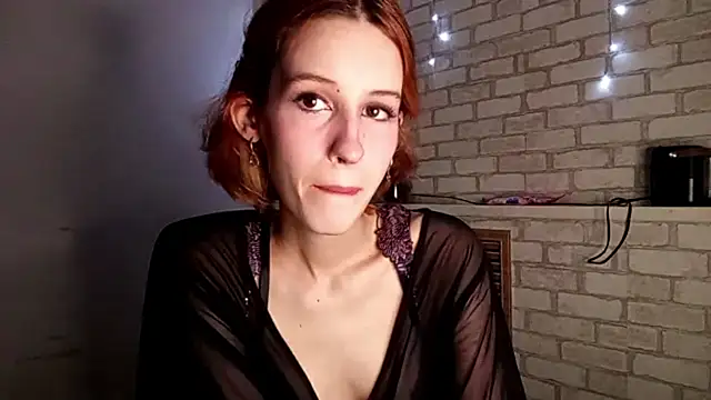 SirenFrost online show from June 13, 2026, 3:21 pm
