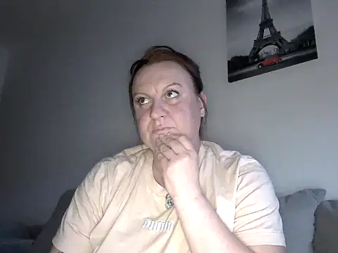 HotPussy785 online show from May 12, 2026, 7:09 pm