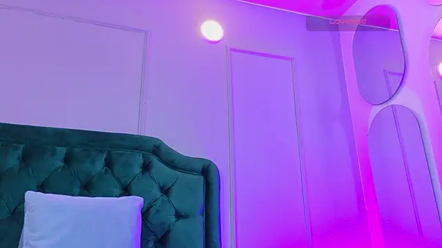 lanemugler online show from April 25, 2026, 11:57 am