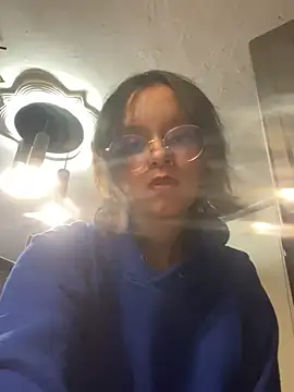 samantha dulce online show from March 30, 2026, 8:43 pm