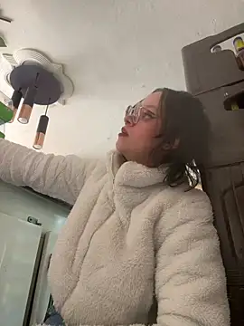 samantha dulce online show from March 24, 2026, 8:09 pm