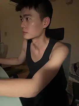 Snapshot of CalvinHY chatting on June 21, 2026, 4:46 pm CalvinHY online show from June 21, 2026, 4:46 pm