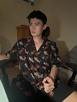 Snapshot of CalvinHY chatting on June 25, 2026, 3:26 am CalvinHY online show from June 25, 2026, 3:26 am