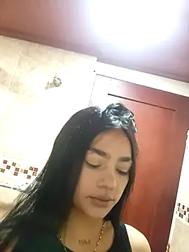 Snapshot of baby-skinnd chatting on March 26, 2026, 3:21 pm baby-skinnd online show from March 26, 2026, 3:21 pm