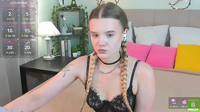 Emma peach online show from July 25, 2026, 7:49 am