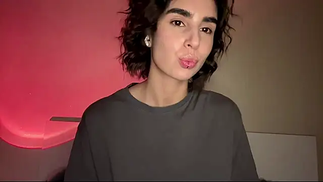 Snapshot of StephenAbati chatting on April 1, 2026, 2:03 pm StephenAbati online show from April 1, 2026, 2:03 pm