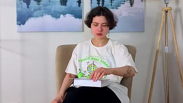 Snapshot of JazminViehman chatting on March 23, 2026, 8:03 am JazminViehman online show from March 23, 2026, 8:03 am