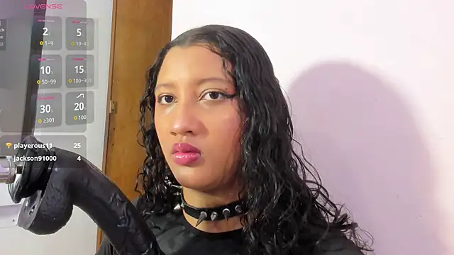 veronica bigass online show from July 26, 2026, 7:43 pm