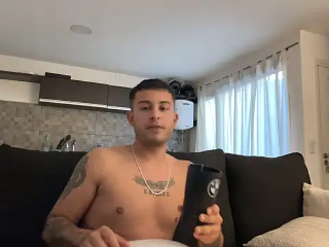 lunaris18 online show from March 24, 2026, 9:04 pm