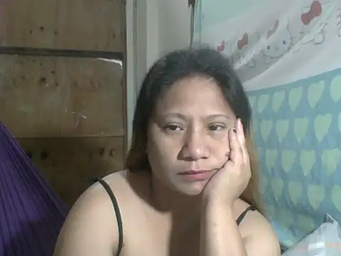 Snapshot of PinayChristine chatting on March 25, 2026, 6:18 pm PinayChristine online show from March 25, 2026, 6:18 pm