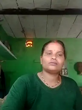 Shivani09900 online show from July 17, 2026, 9:39 am