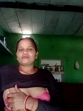 Shivani09900 online show from June 27, 2026, 10:10 am