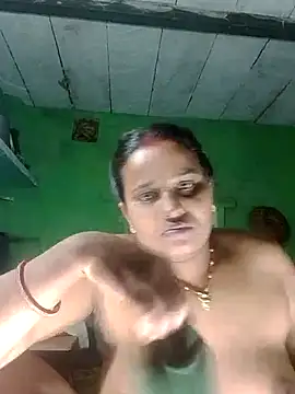 Shivani09900 online show from July 23, 2026, 7:21 pm