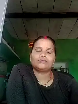 Shivani09900 online show from July 16, 2026, 2:52 am