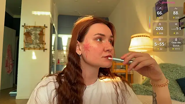 AurikTrix online show from April 28, 2026, 12:42 am
