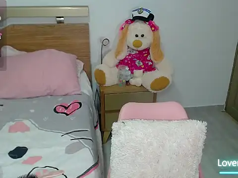 honey-blossom online show from May 29, 2026, 5:02 am