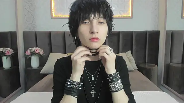 AdonBev online show from June 18, 2026, 5:28 am