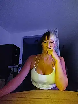 kendra peach online show from July 25, 2026, 7:20 pm