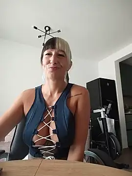 kendra peach online show from June 30, 2026, 8:58 am