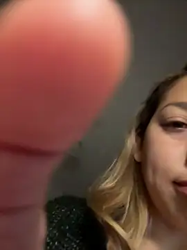 Tamara225x online show from May 26, 2026, 5:16 am