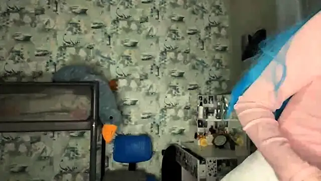 Snapshot of Love_you_Kim chatting on April 10, 2026, 3:30 pm Love you Kim online show from April 10, 2026, 3:30 pm