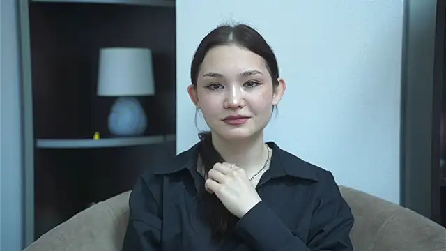 AllieGladwin online show from March 28, 2026, 9:54 am