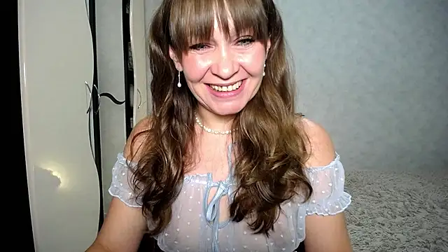 Snapshot of eastern_fairy_talee chatting on June 4, 2026, 6:23 pm eastern fairy talee online show from June 4, 2026, 6:23 pm