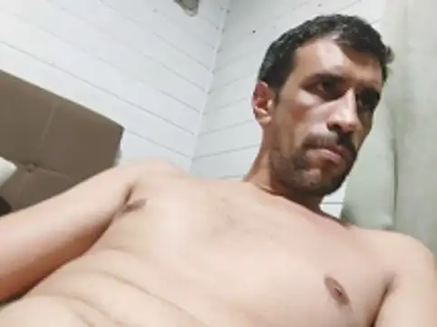 Snapshot of VladTepeslll chatting on April 4, 2026, 6:14 pm VladTepeslll online show from April 4, 2026, 6:14 pm