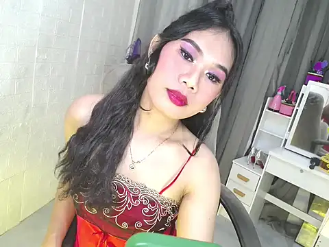 Yourgorgeousmarge online show from June 19, 2026, 1:44 am