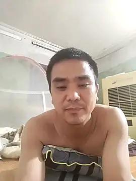 Snapshot of Tinh_love chatting on April 24, 2026, 12:07 pm Tinh love online show from April 24, 2026, 12:07 pm