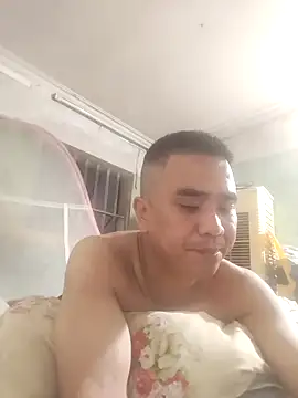Snapshot of Tinh_love chatting on May 6, 2026, 11:36 am Tinh love online show from May 6, 2026, 11:36 am