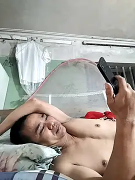 Snapshot of Tinh_love chatting on April 23, 2026, 12:40 pm Tinh love online show from April 23, 2026, 12:40 pm