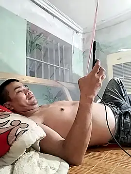 Snapshot of Tinh_love chatting on April 14, 2026, 2:00 pm Tinh love online show from April 14, 2026, 2:00 pm