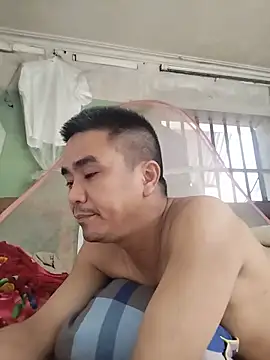 Snapshot of Tinh_love chatting on May 17, 2026, 12:21 am Tinh love online show from May 17, 2026, 12:21 am