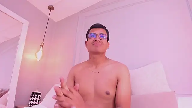 Snapshot of ThiagoVega_ chatting on March 26, 2026, 6:22 am ThiagoVega online show from March 26, 2026, 6:22 am